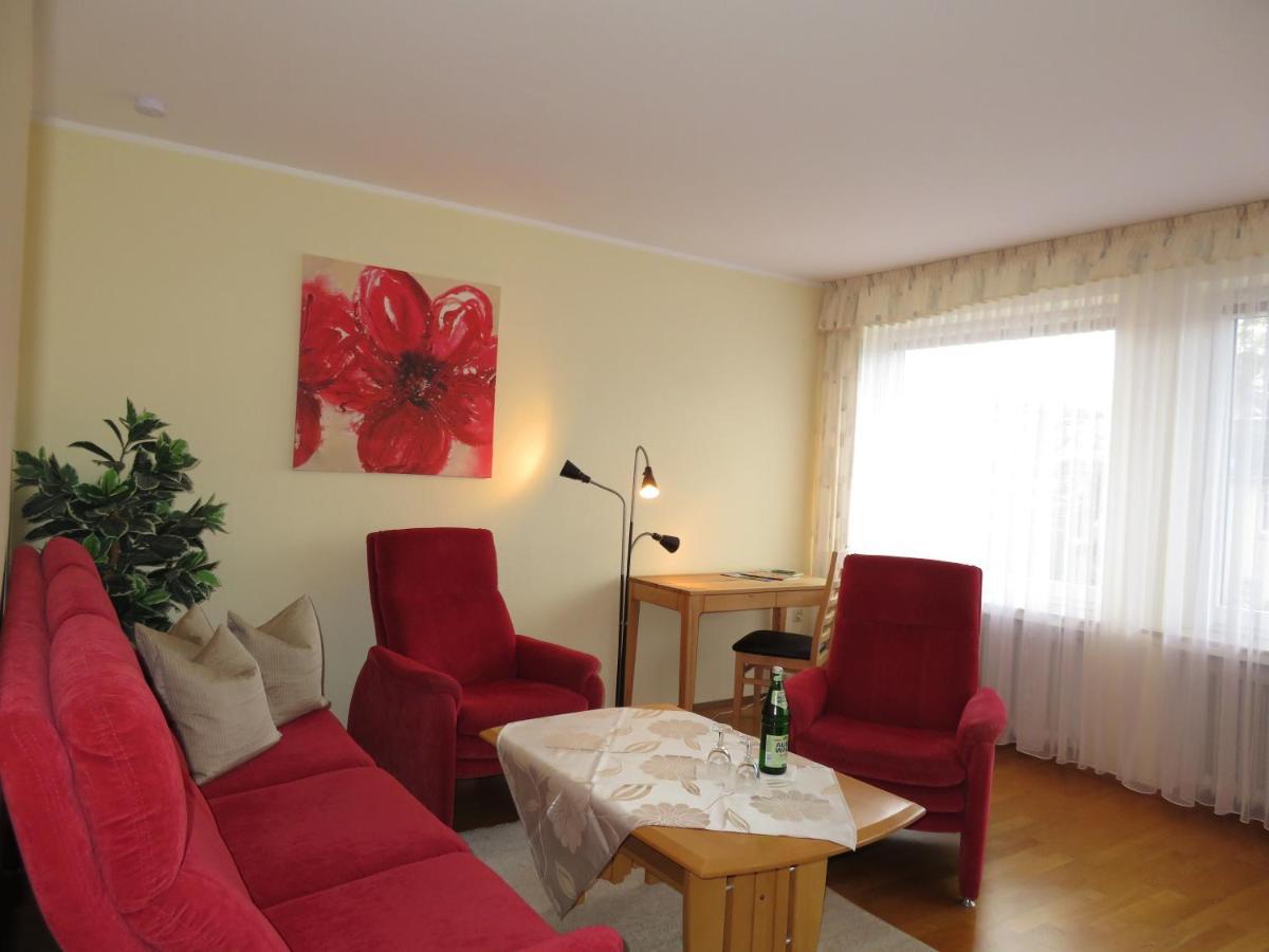 Hotel Zum Rosenteich Бад Цвишенан Екстериор снимка